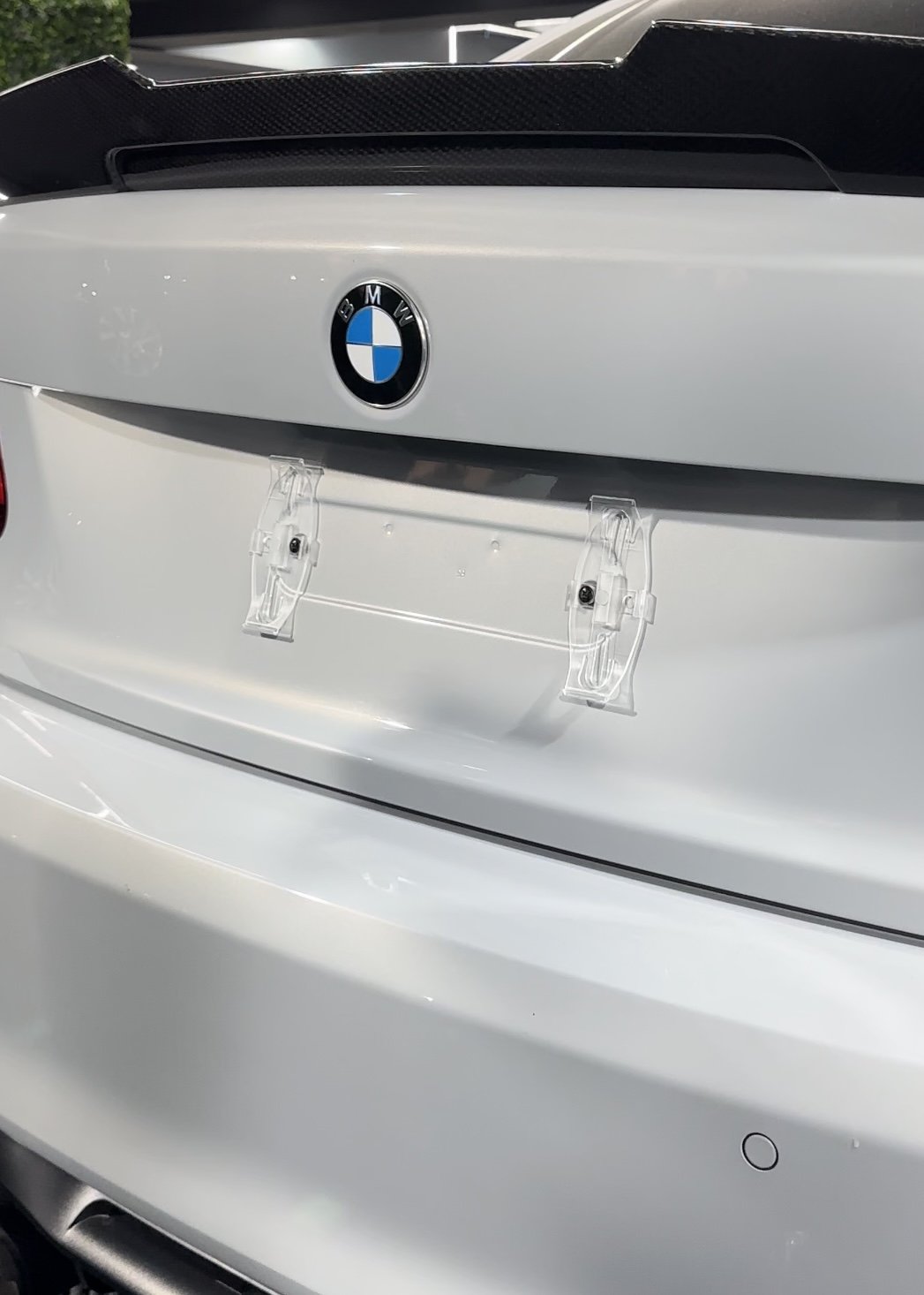 Plexiclick® - Suport numar inmatriculare fara rama